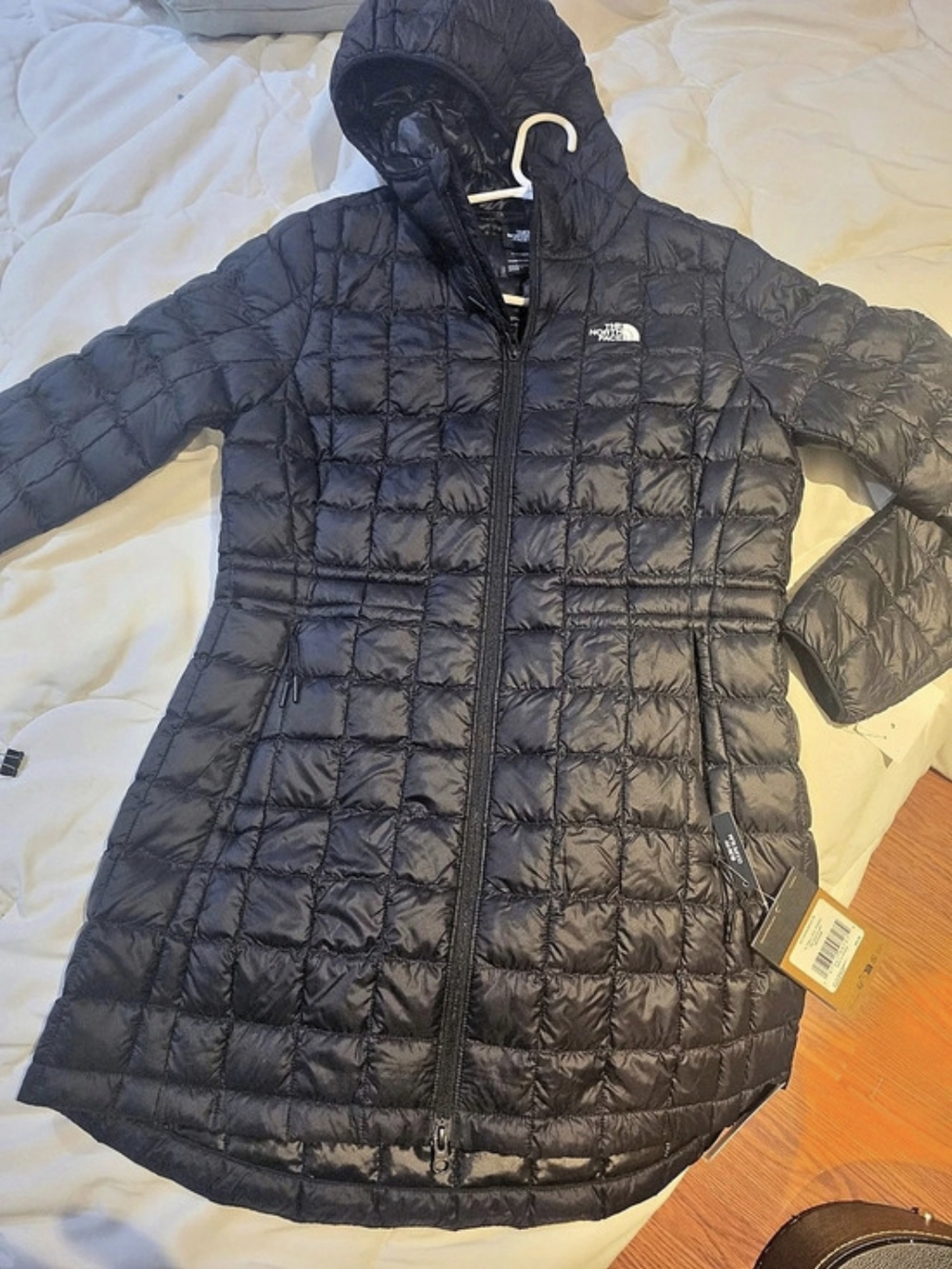 The North Face ThermoBall Eco Hoodie Black Puffer Jacket Size Medium NWT
